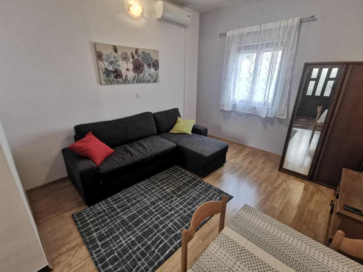 Uncle Apartment Makarska Exteriör bild